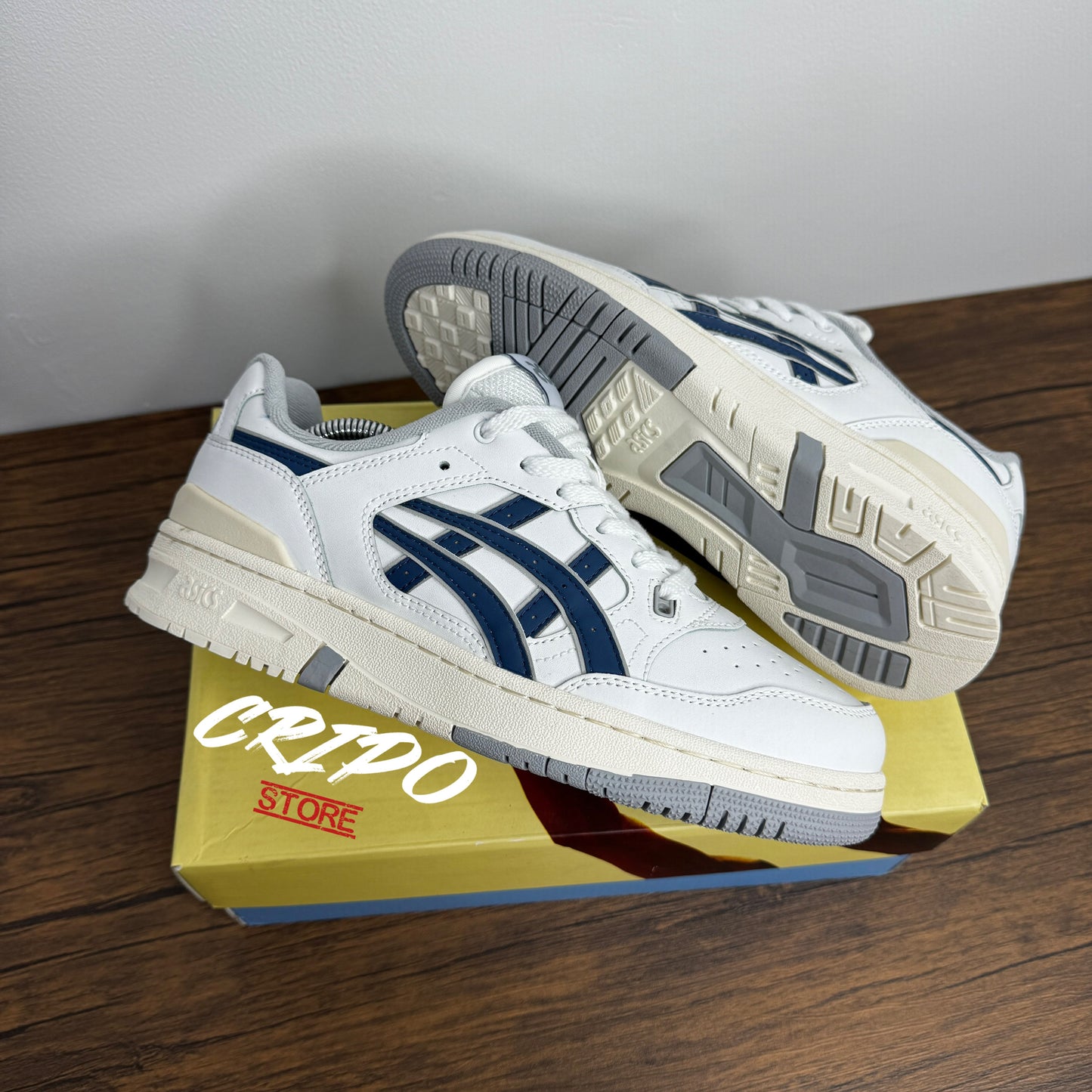 ASIC CLASICO BLANCO - AZUL