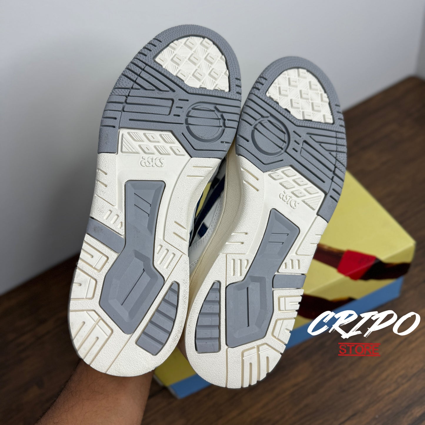 ASIC CLASICO BLANCO - AZUL