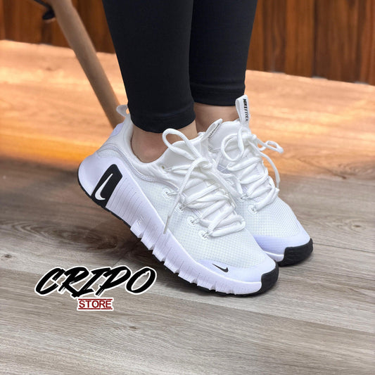 Metcon ✨ Flex White