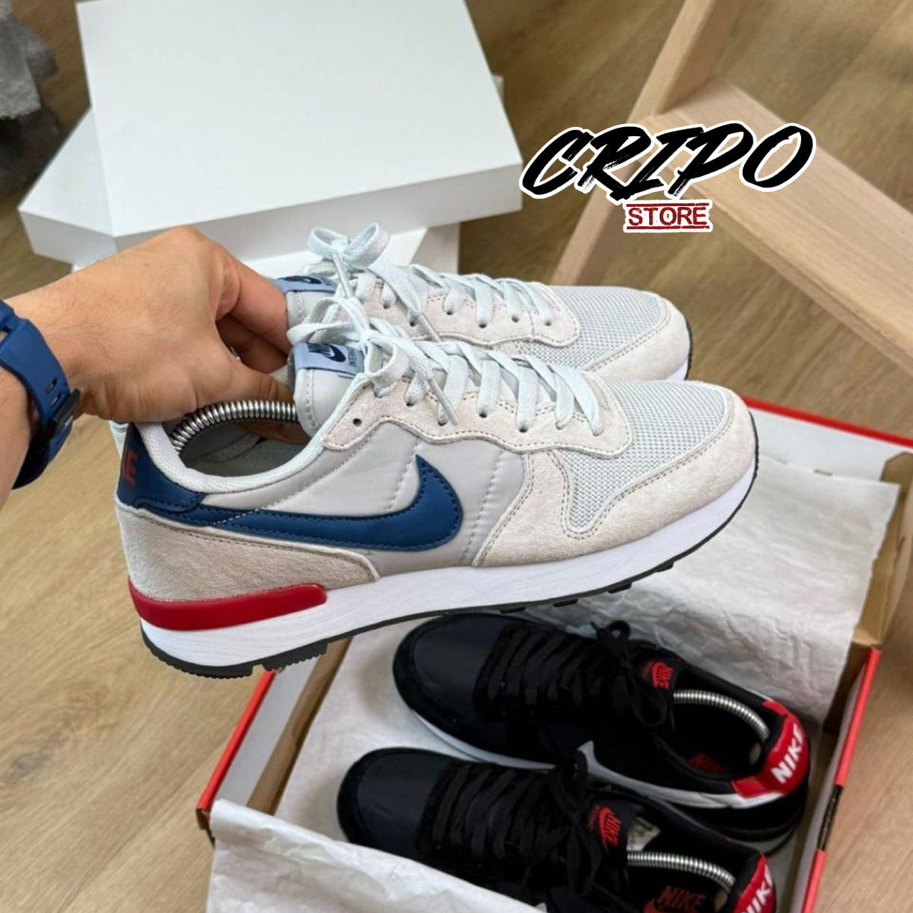 INTERNATIONALIST BLUE SWOOSH
