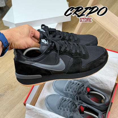 INTERNATIONALIST CARBON EDITION