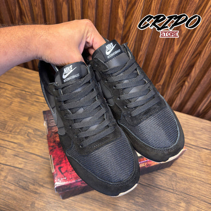 INTERNATIONALIST CARBON EDITION